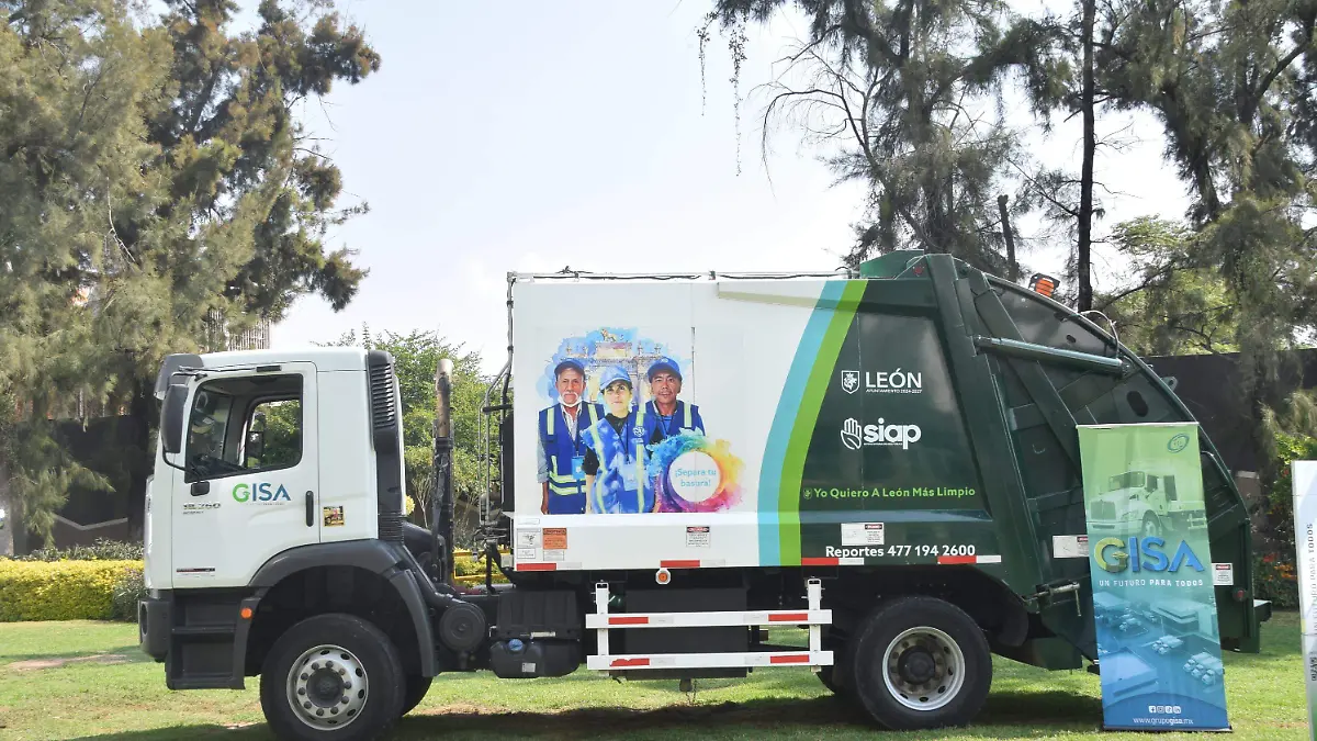 Presentan el modelo de Gestión de Residuos León 450 2