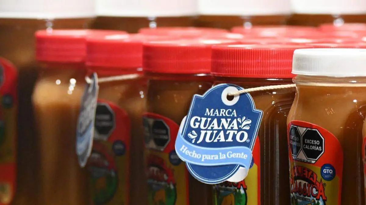 Tradición y economía local brillan en la Villa Navideña 2025 de León