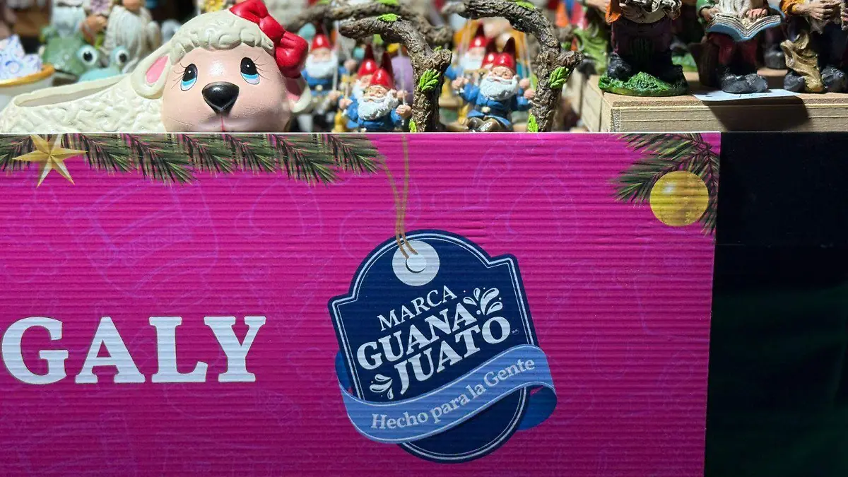 Tradición y economía local brillan en la Villa Navideña 2025 de León