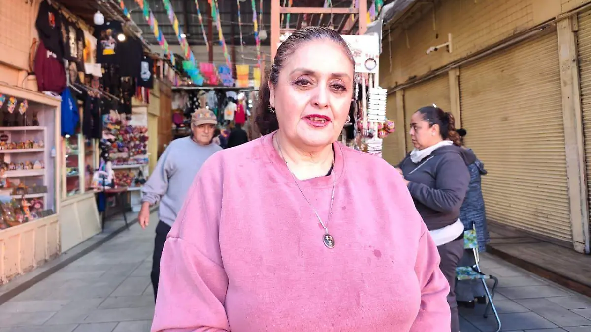 El reloj del Mercado Hidalgo vuelve a quedar en pausa pese a las inversiones millonarias