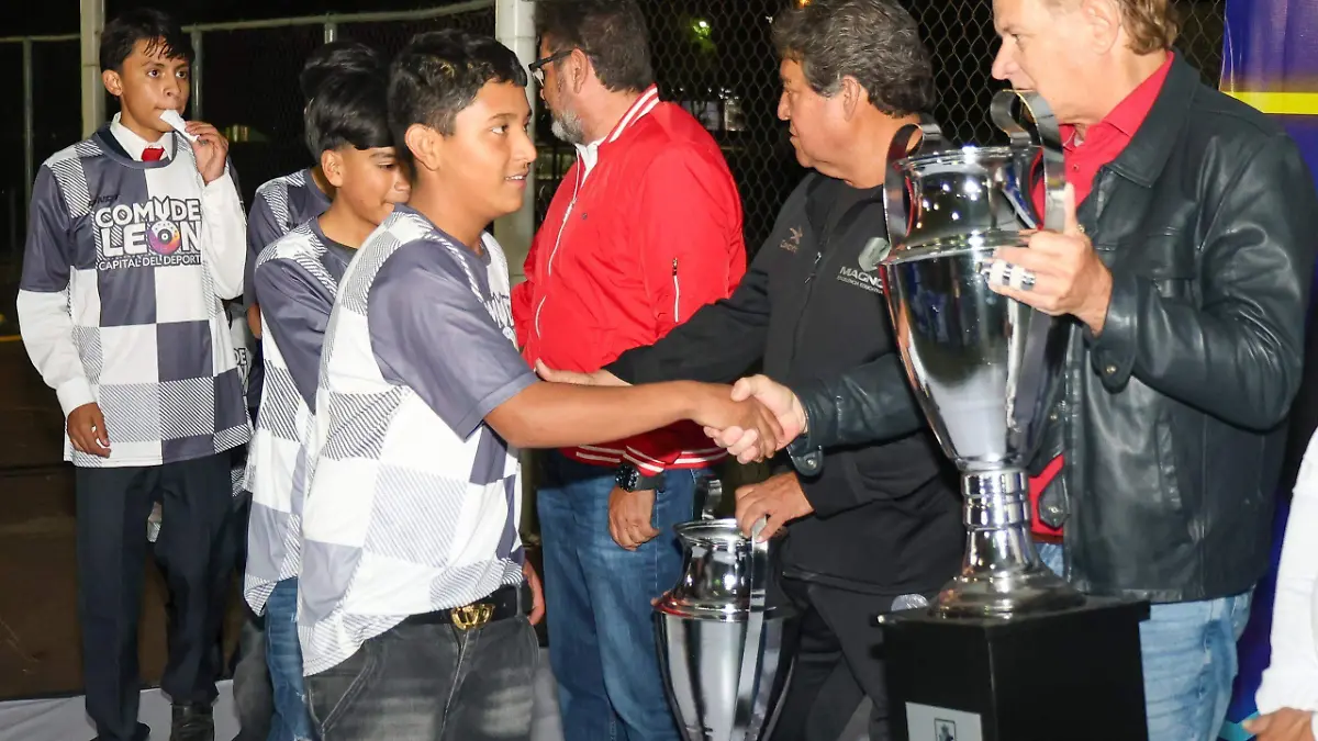 Toros Coecillo, Conalep León I y Felinos San Sebastián se coronan en la Copa León 2025