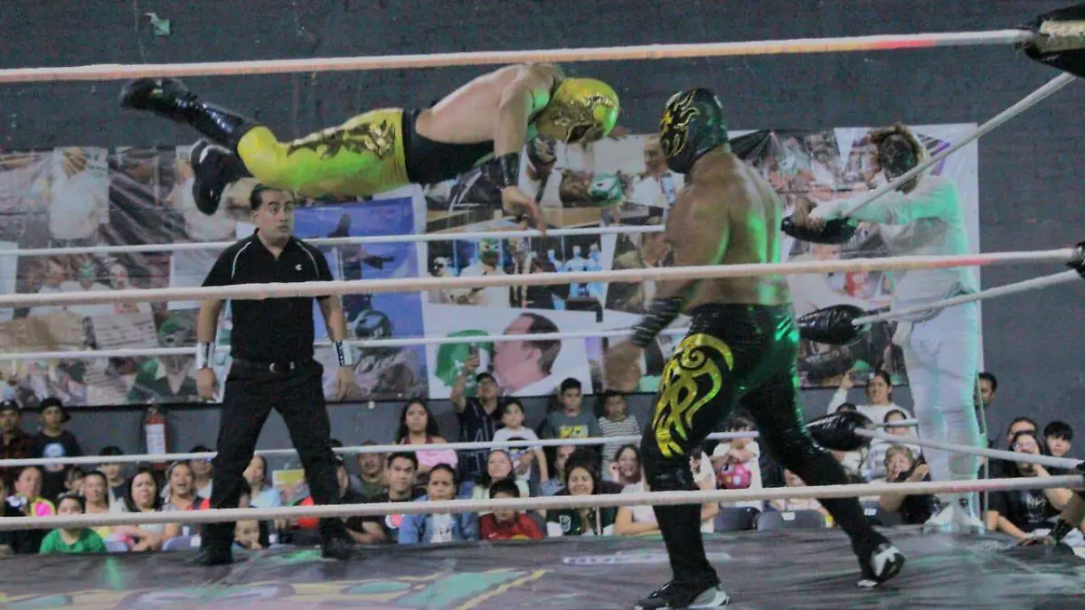 LUCHA LIBRE R VAZQUEZ (6)