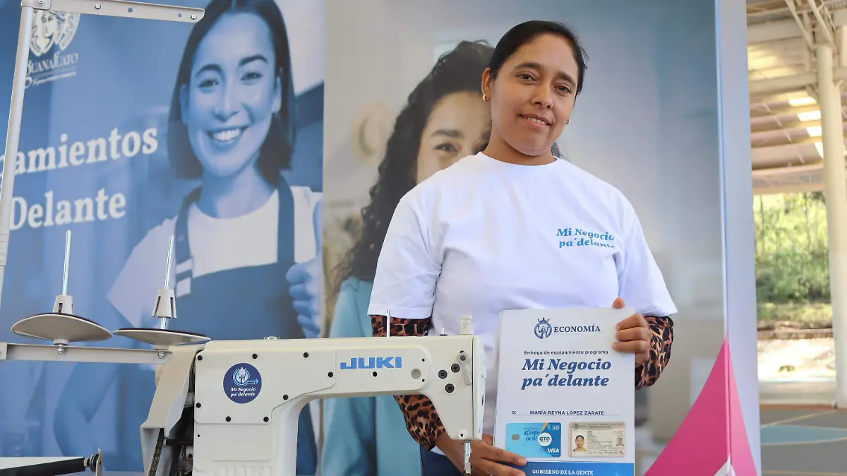 Mil 440 familias guanajuatenses reciben equipo para sus negocios