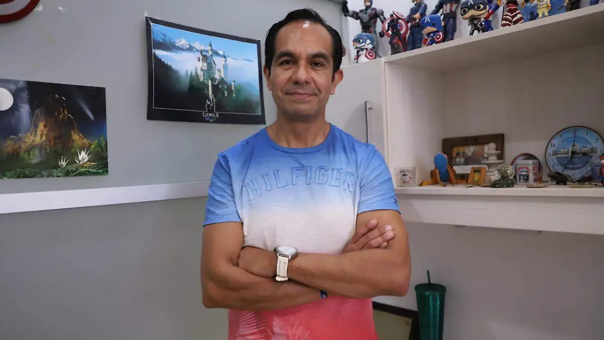 ug-gabriel segovia - foto rectoria general(2)