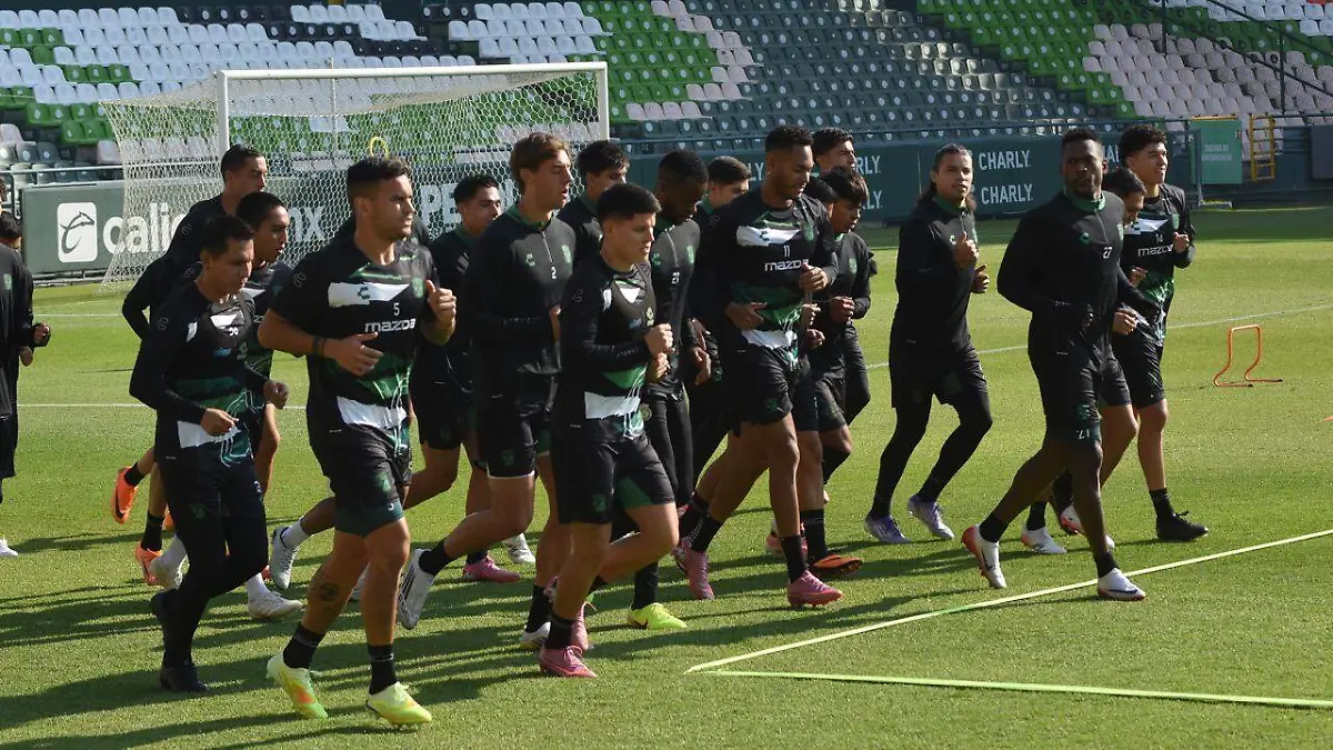 LEON REYES C MUÑOZ (13)