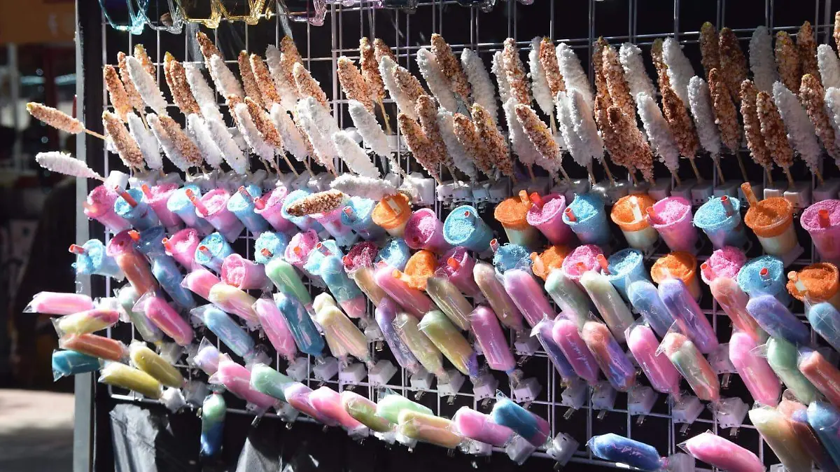 F CARMONA ADORNOS EN LA CABEZAWhatsApp Image 2026-01-09 at 3.27.20 PM