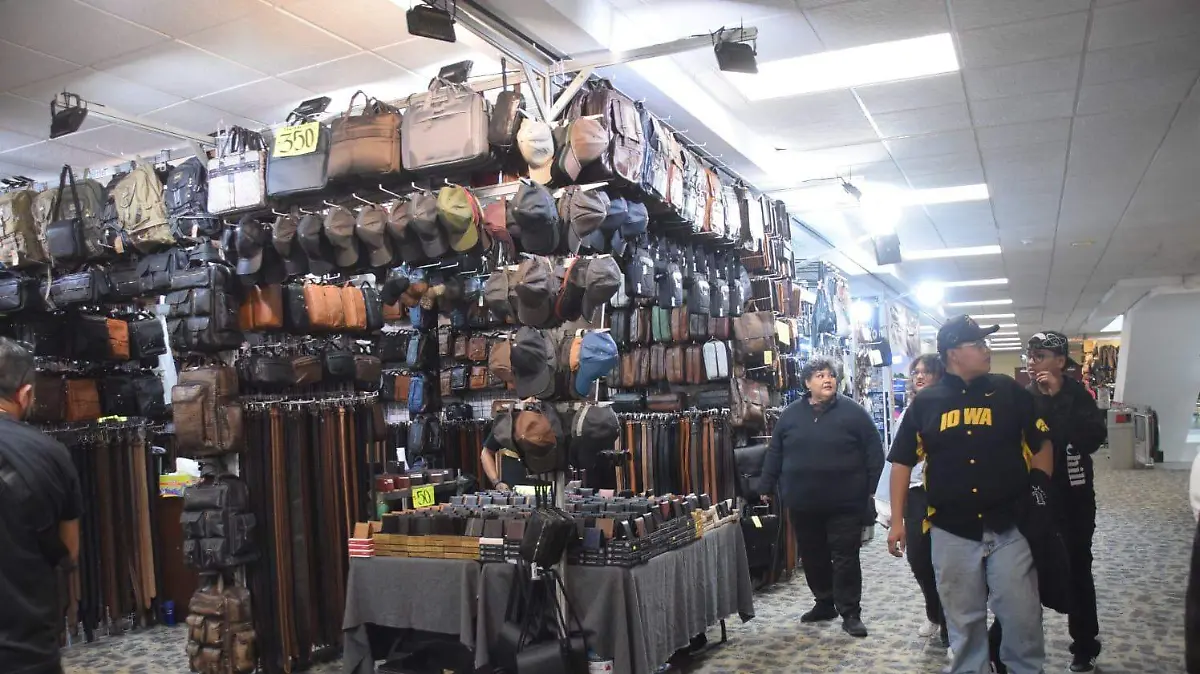 f carmona la piel de la feriaWhatsApp Image 2026-01-12 at 3.12.06 PM