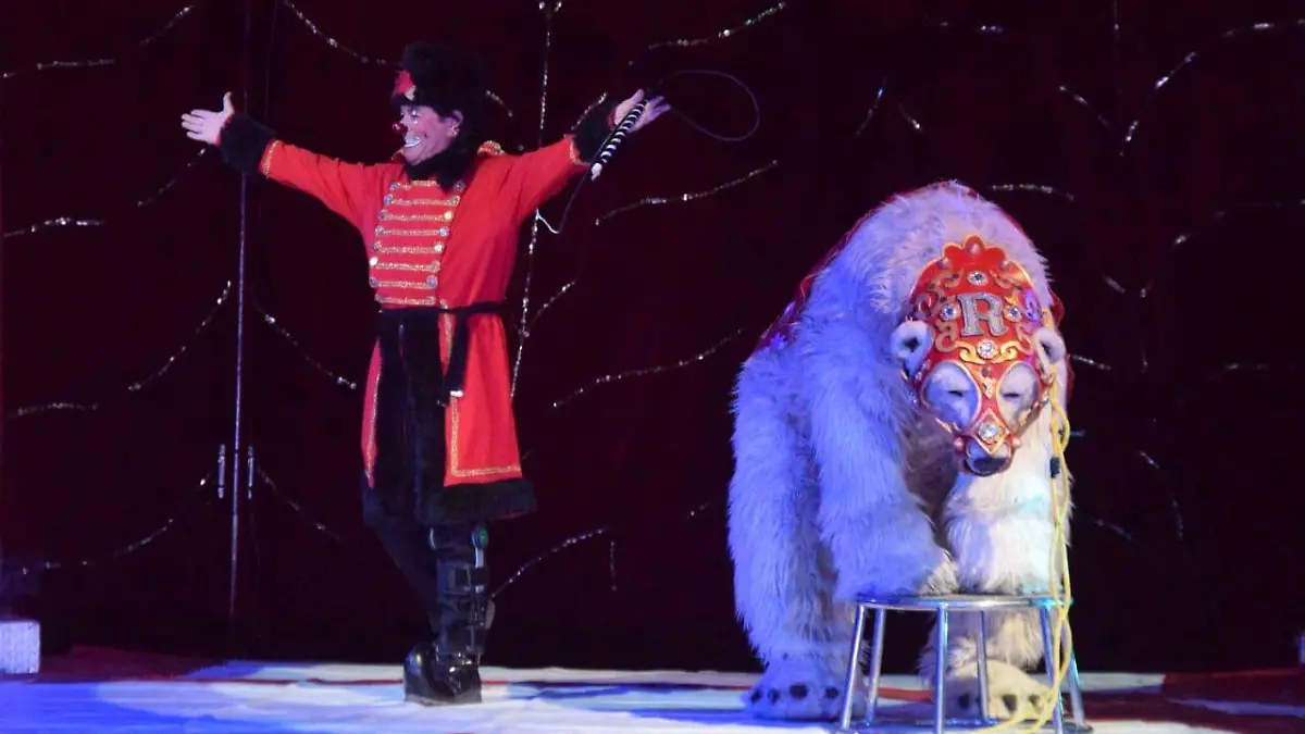  Circo Robert’s celebra más de 40 años de diversión en la Feria Estatal de León