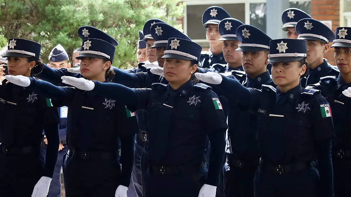 GRADUACIÓN CADETES - Fco Meza - El Sol de León (12)