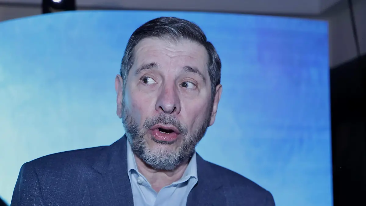 Salvador Francisco Cortés, director ejecutivo de Unidades Regionales en Telcel