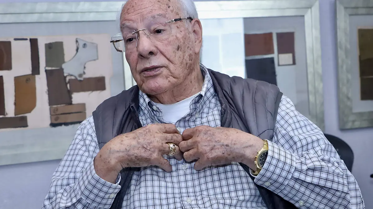 De una peletería en León a exportar a cinco continentes. Así comenzó la historia de Ricardo Alaniz Posada y Textiles León