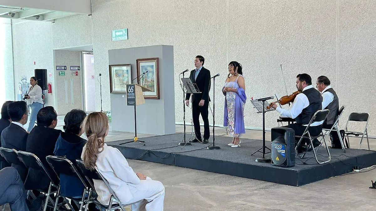 Guanajuato – Continúa conmemoración de los 450 años de León; ahora desde el Congreso (3)