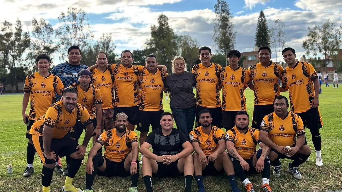 Cortesia LIGA COMERCIAL (5)