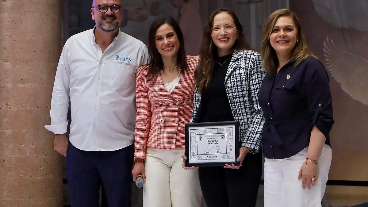 F MEZA PACTO MUJERES LEON 450 (2).jpeg