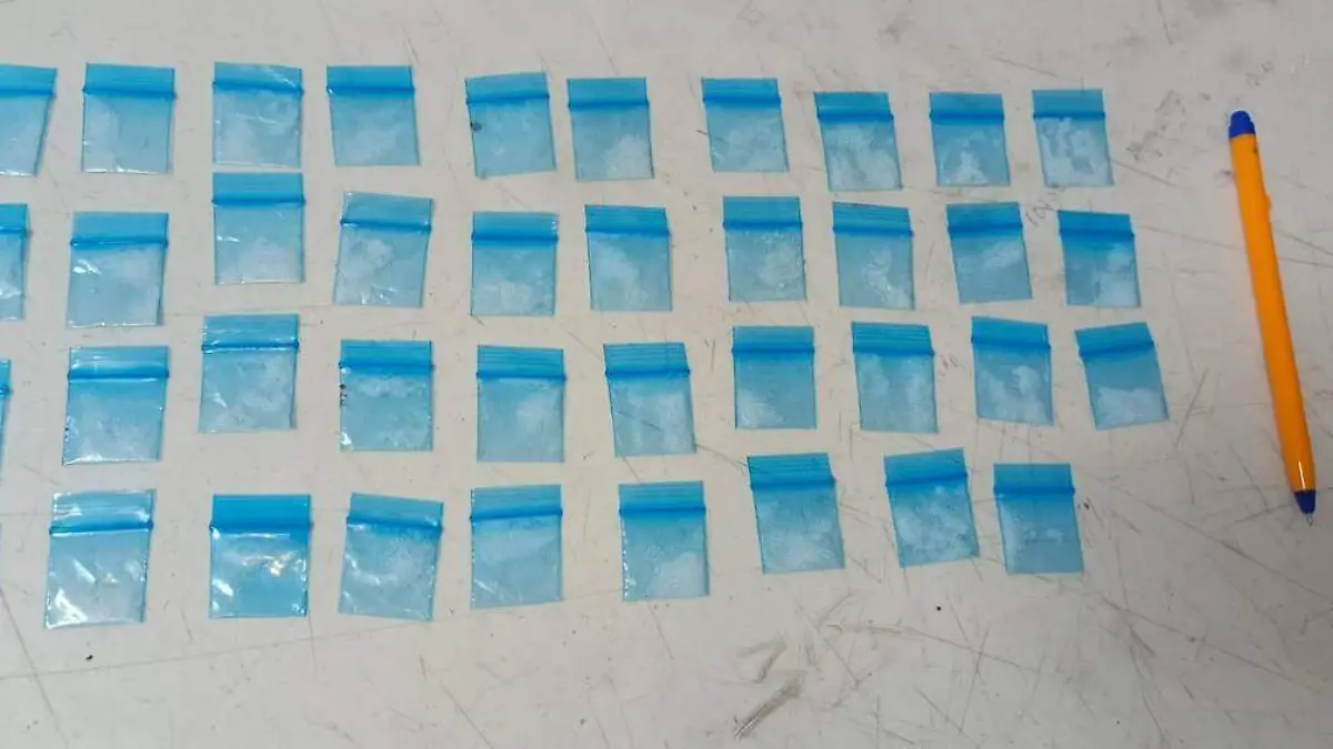 Aseguran 11 armas y más de tres mil dosis de droga