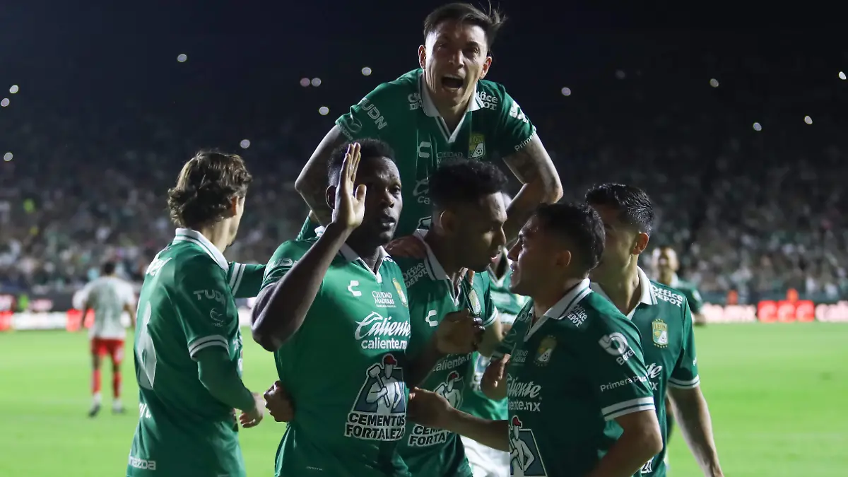 8F3A349C-9617-4C03-8811-34B9E0193498