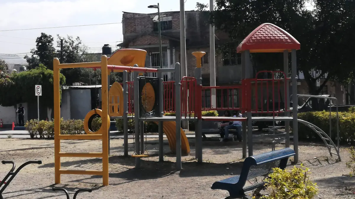ROCÍO GODÍNEZ -PARQUES LEÓN I (2)