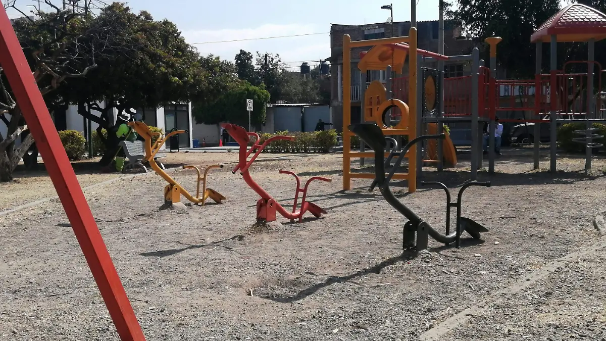 León entrega parque y cancha en León I con inversión de más de 8 millones de pesos