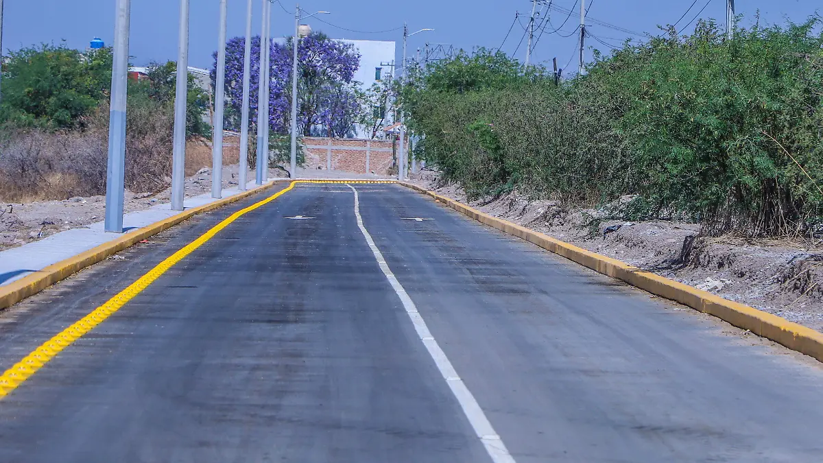 Vecinos de San Juan de Abajo critican ciclovía del nuevo acceso seguro en León