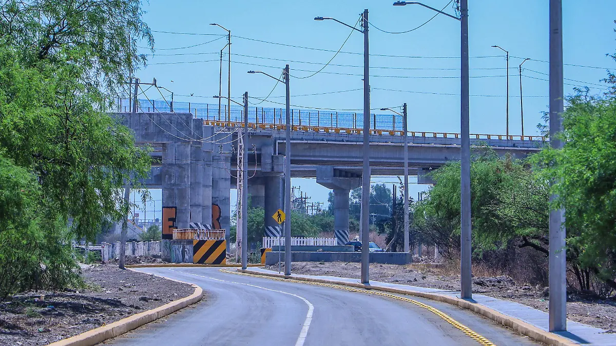 Vecinos de San Juan de Abajo critican ciclovía del nuevo acceso seguro en León