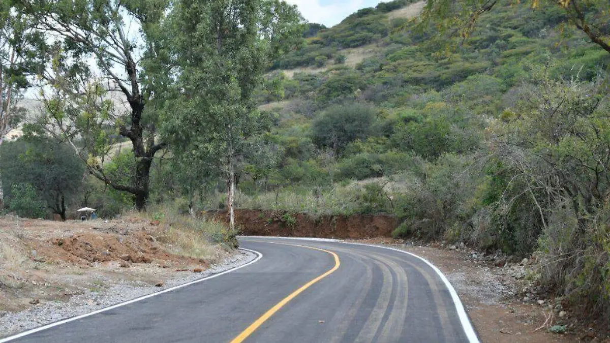 Guanajuato – Reporta los baches en carreteras federales de Guanajuato, deben atenderse en 72 horas (1)