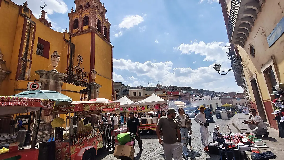 La visita de los siete templos mantiene viva una de las tradiciones más arraigadas de Guanajuato