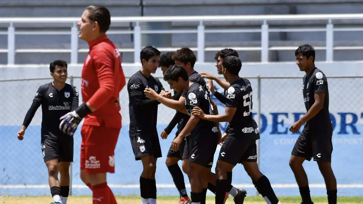 670218347_122194078808385306_7384308269905431028_n