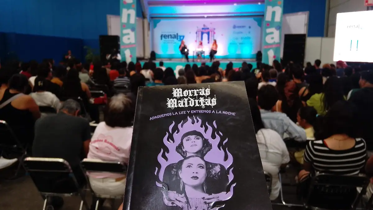 PRESENTACIÓN EDITORIAL MORRAS MALDITAS ROCÍO GODÍNEZ (2)