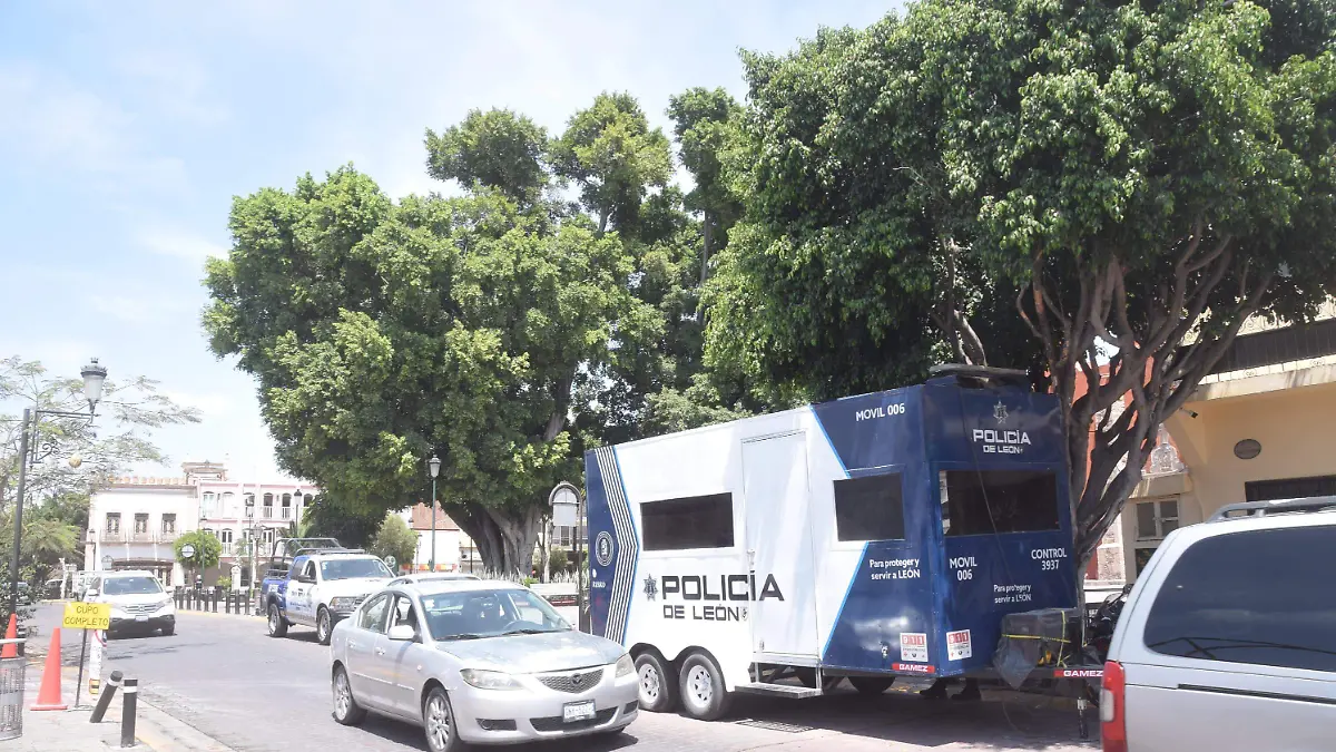 f carmona casetas policia (5)