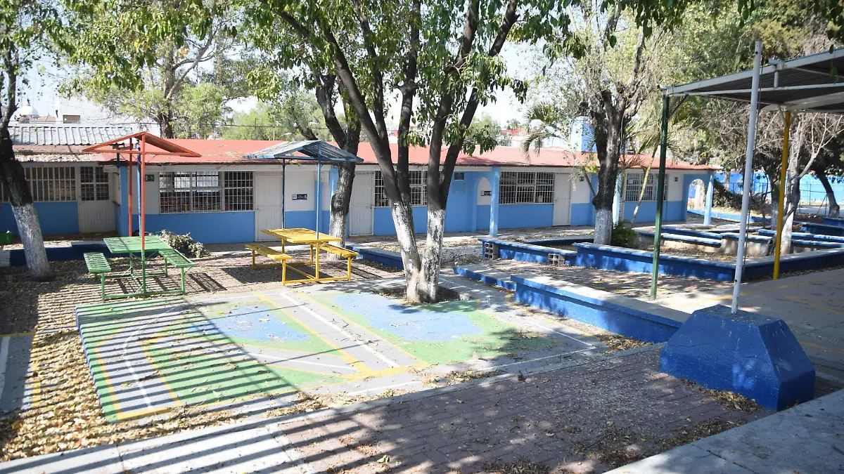 F CARMONA SEGURIDAD ESCUELAS (6)