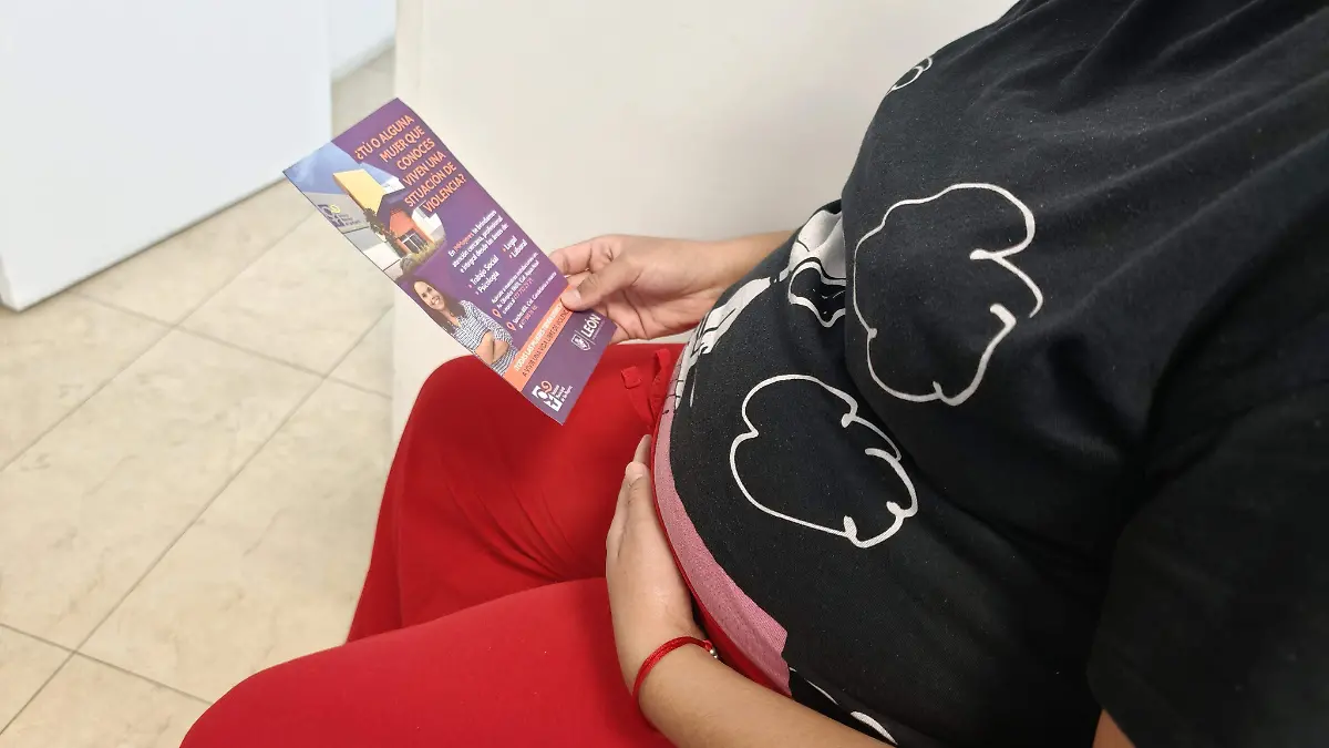 Foto mujer embarazada