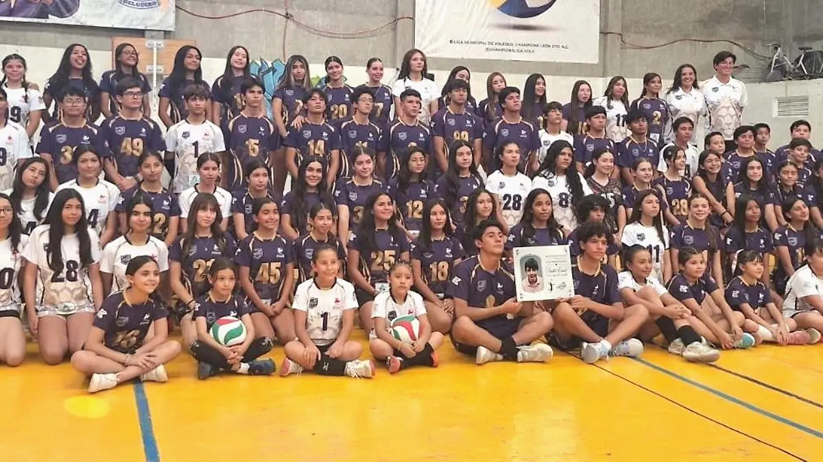 Cortesia Champions Leones