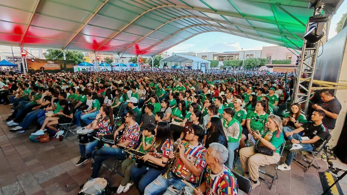 R VAZQUEZ FAN ZONE (1)
