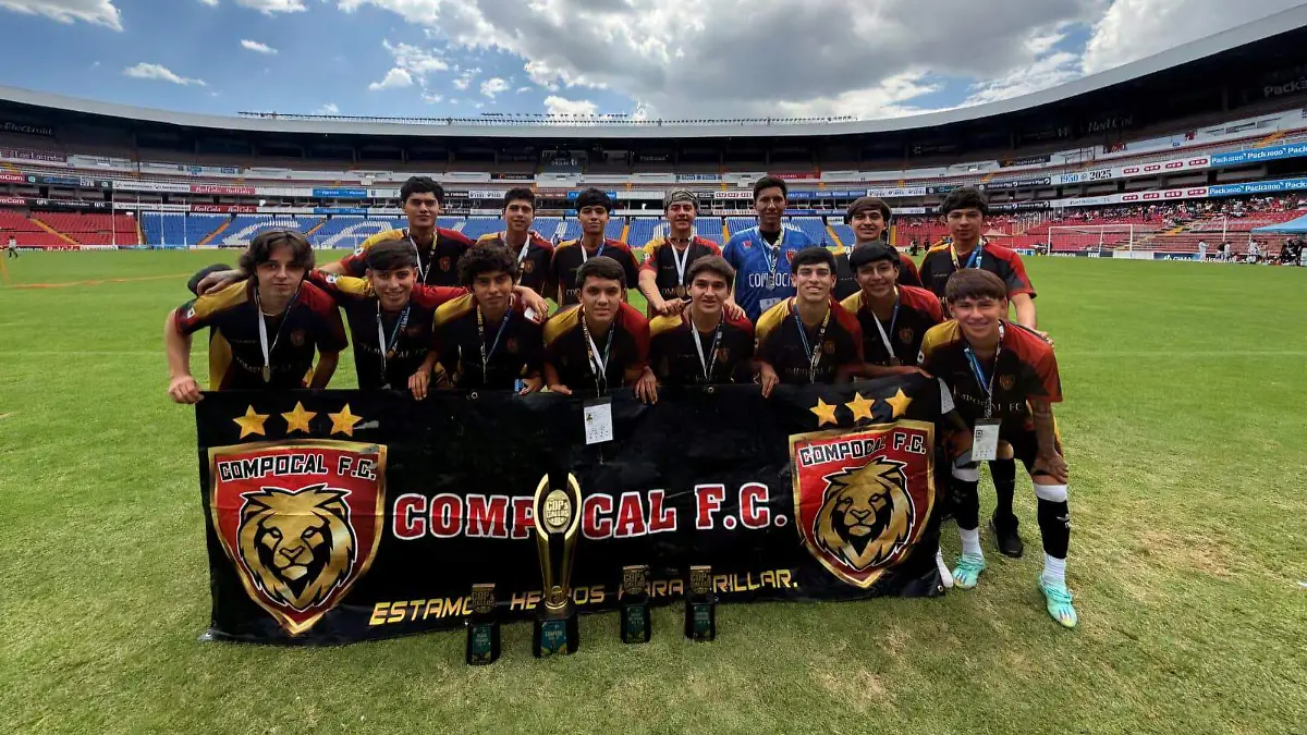 Cortesia COMPOCAL FC  (3)