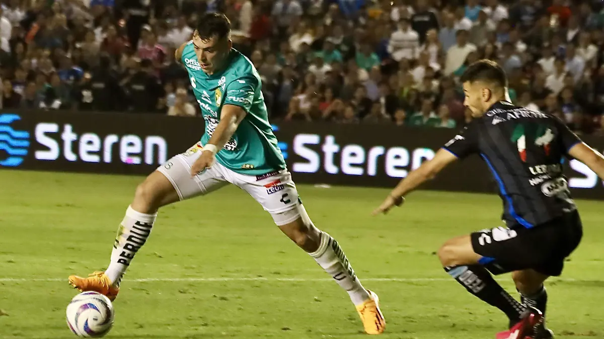 FEDERICO VIÑAS (1) (2) (1) (1)