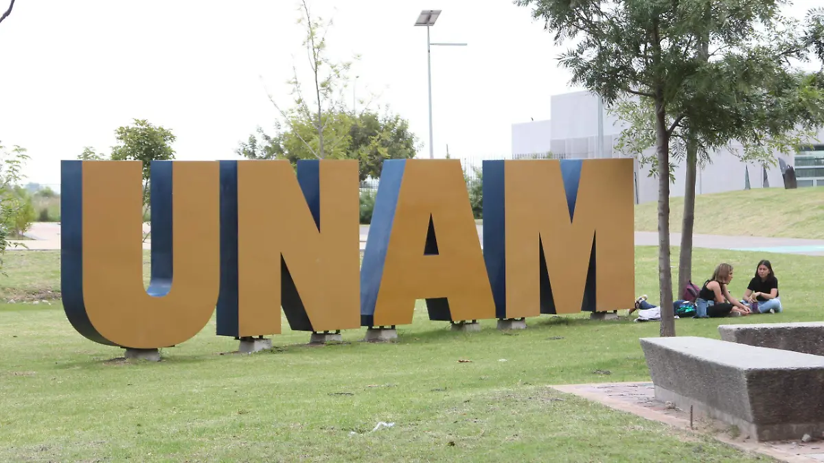 UNAM (6)