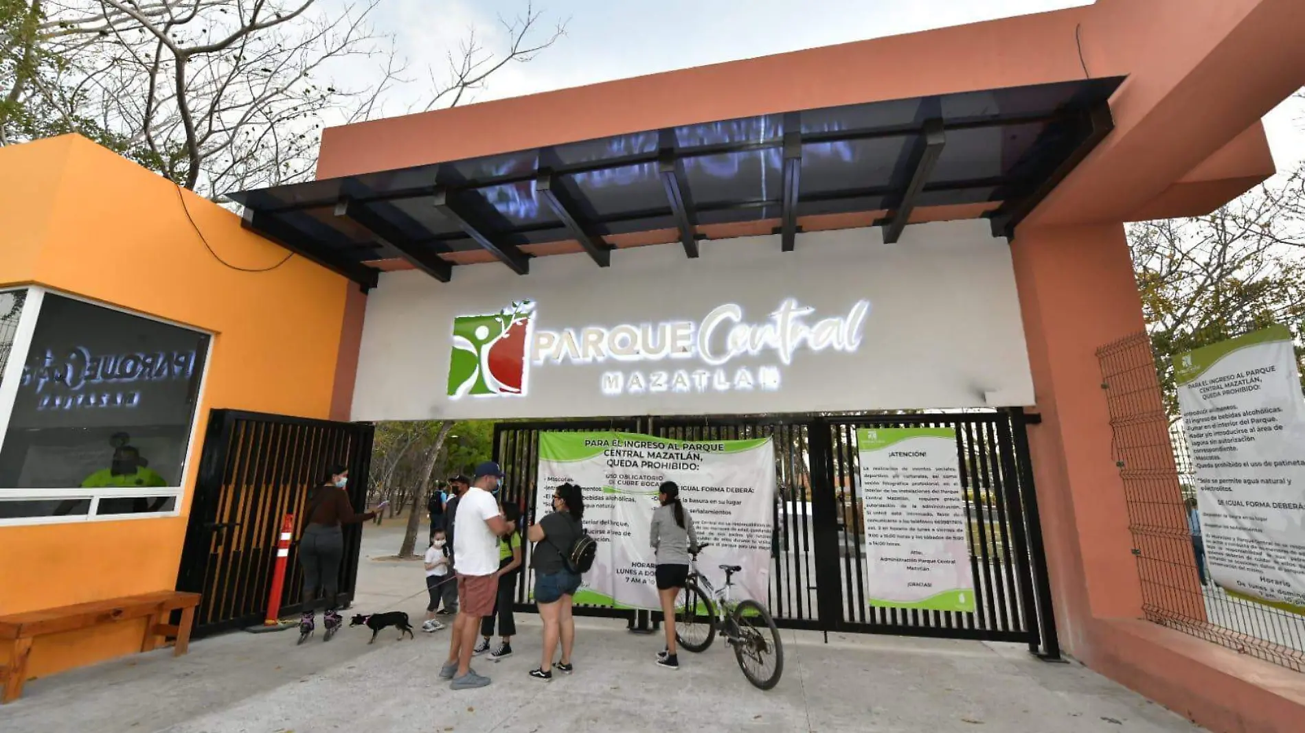 parque-central-mazatlan-petfriendly