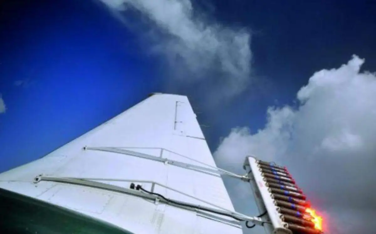 bombardeo de nubes