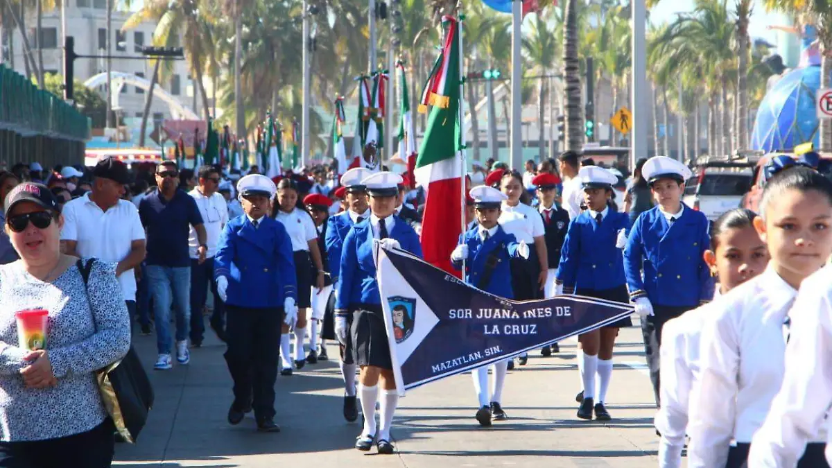 primarias-desfiles-dia-de-la-bandera