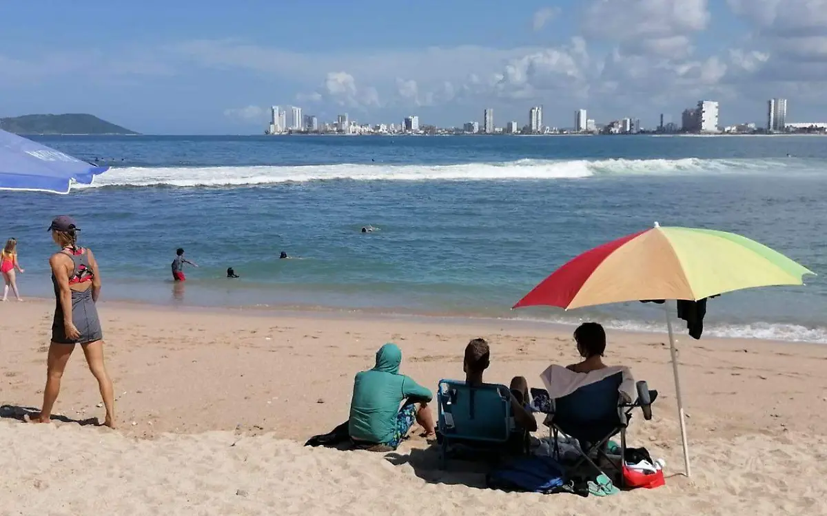 playa-de-mazatlan-turismo-clima