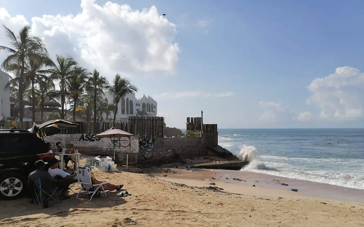 playa-de-mazatlan-tematica-clima-soleado