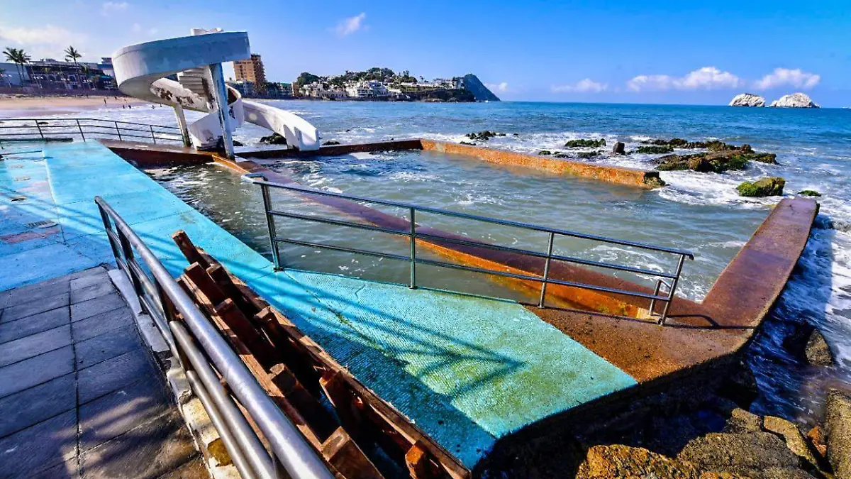 carpa-olivera-playa-olas-altas