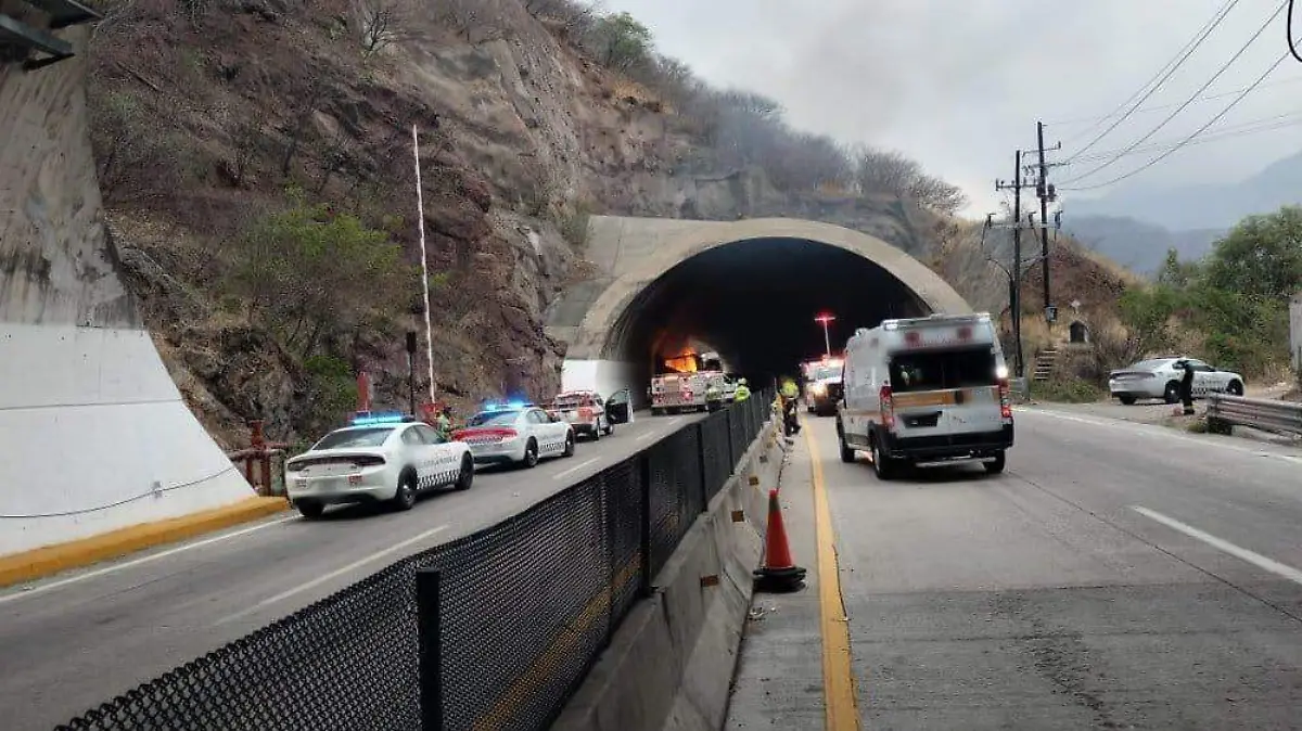 accidente-carretera-mazatlan-djurango