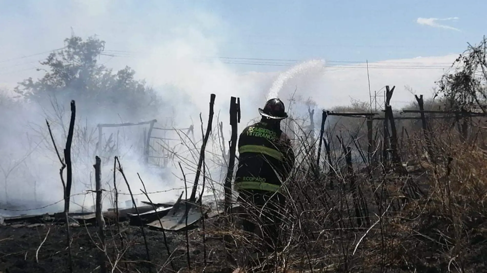 bomberos-atiende-incendio