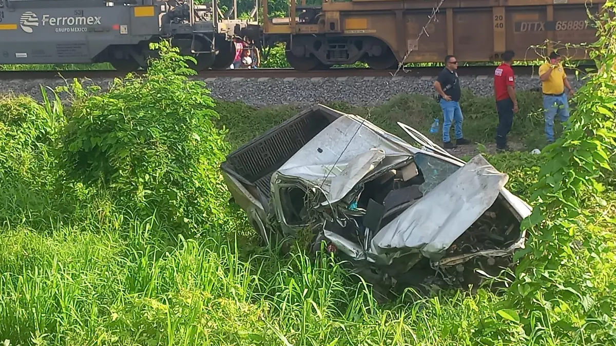trenazo-en-escuinapa-deja-un-muerto-y-dos-heridos