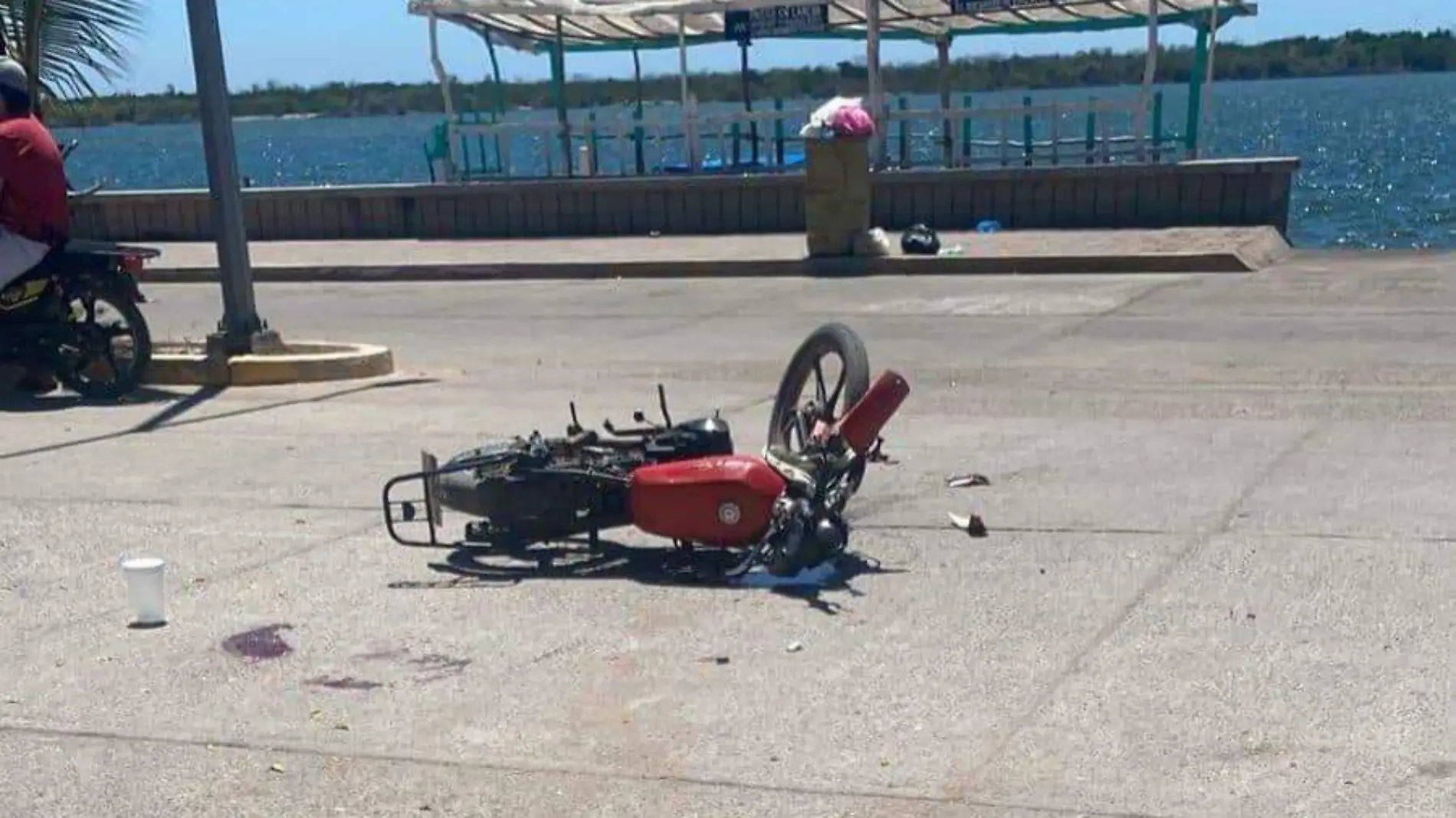 estudiante-de-bachillerato-choca-en-moto-accidente