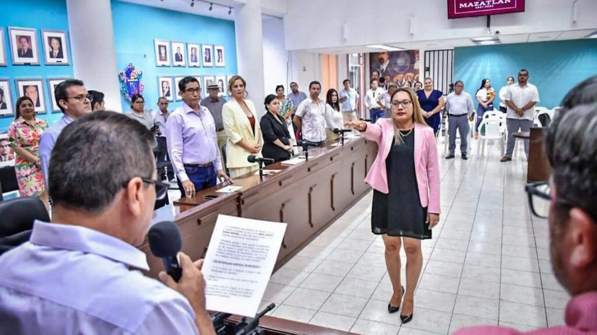 por-despidos-secretaria-de-ayuntamiento-de-mazatlan-en-el-caos3