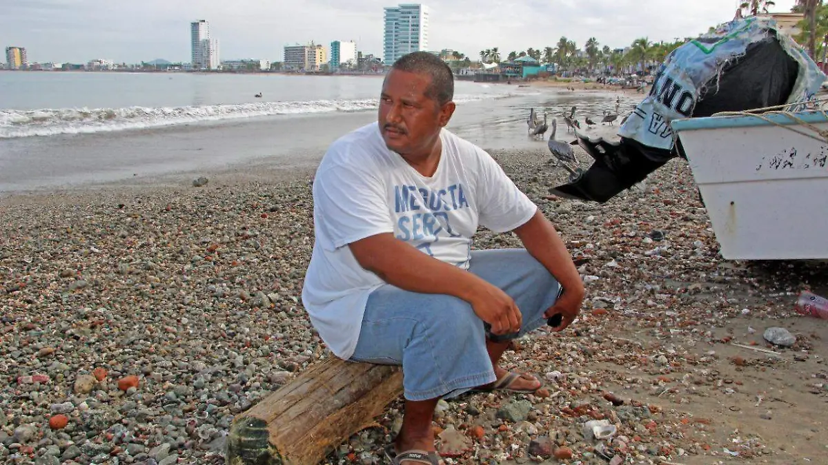 -Edgar-pescador-artesanal3-