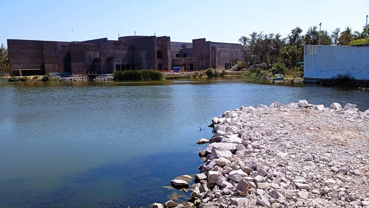 Laguna del Camarón