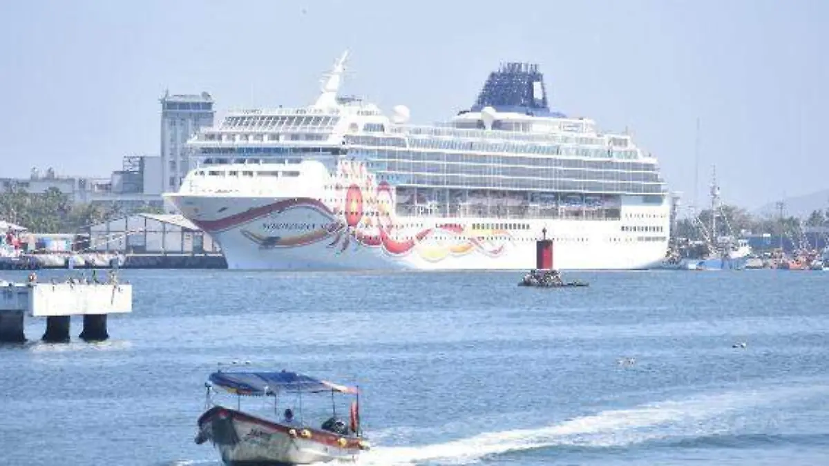 Crucero-turistico